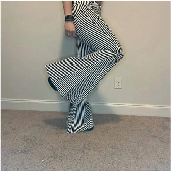 Blank Paige B&W Striped Flare Pants - Picture 2 of 10
